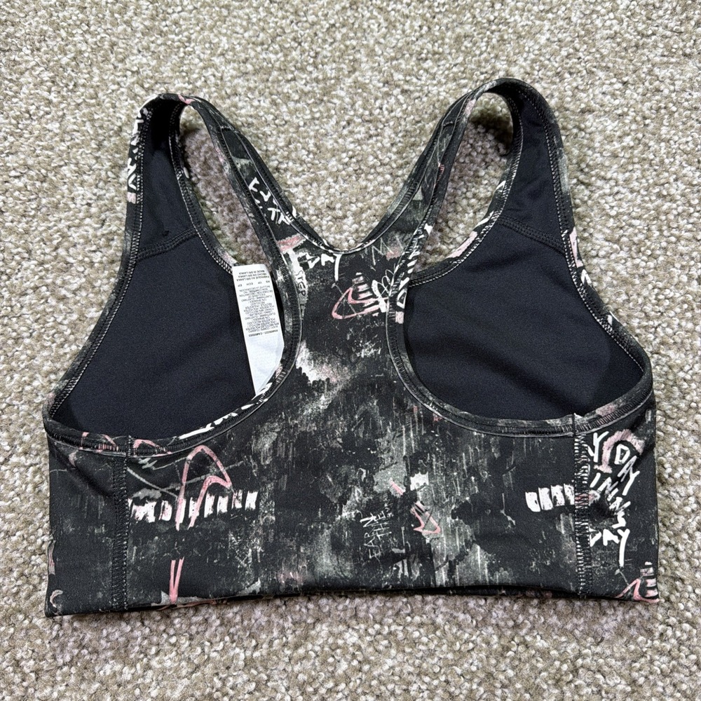 Nike Swoosh Training Day Sports Bra Dri Fit Graffiti Art Size XS - Picture 4 of 4
